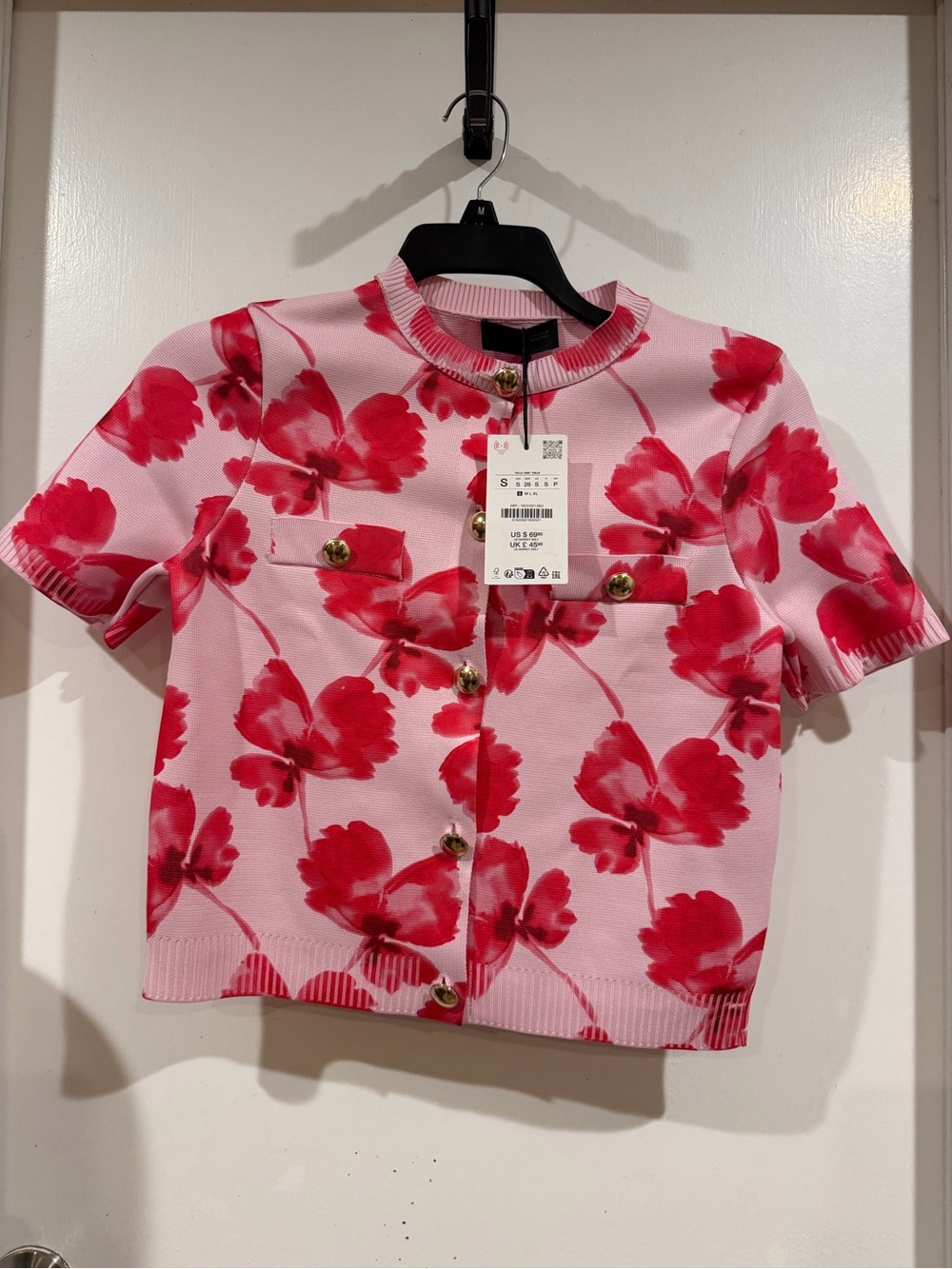 ZARA WOMAN  Pink Floral Short-Sleeve Cardigan with Gold Buttons